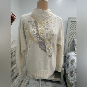 Elegant  Vintage Cream Turtleneck Sweater with Artistic Embellishments